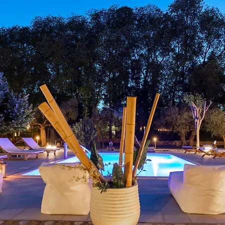 Natura Bungalows-villa Apartment *
