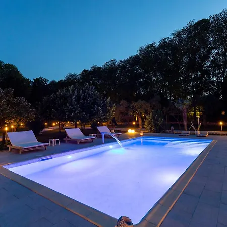 Natura Bungalows-villa Apartment