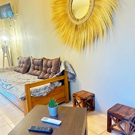 Natura Bungalows-villa 리메나스